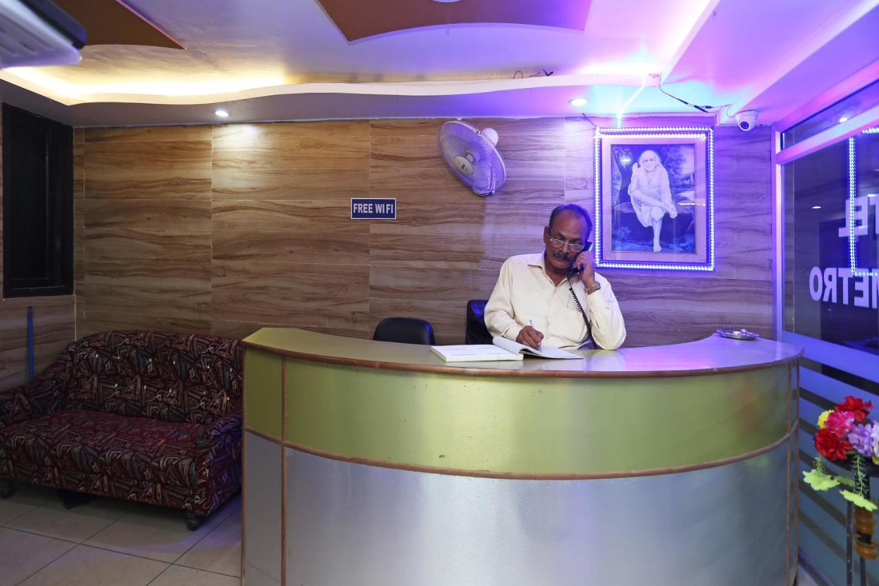 Oyo Hotel New Metro Near Phoenix United Lucknow Exterior foto
